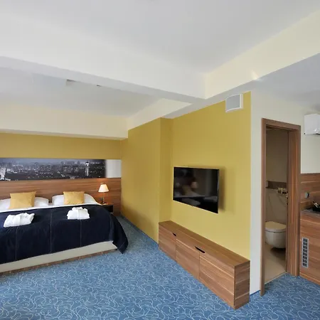Imperial 4*