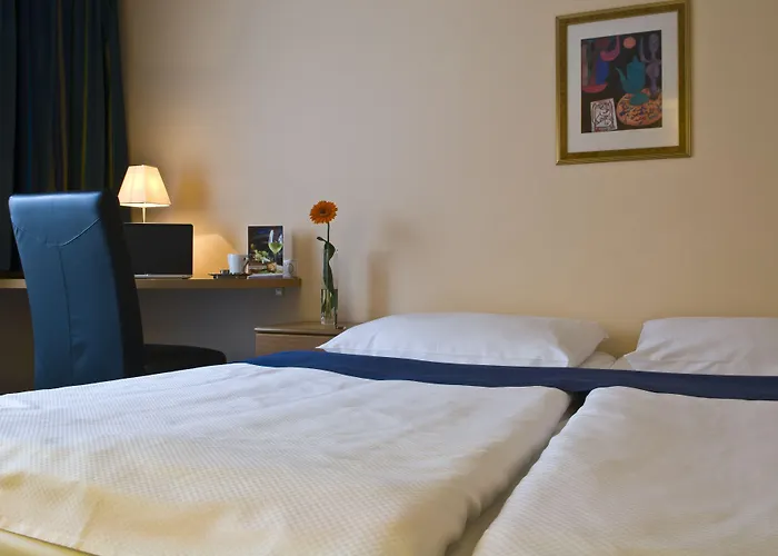 俄斯特拉发帝国酒店 4*